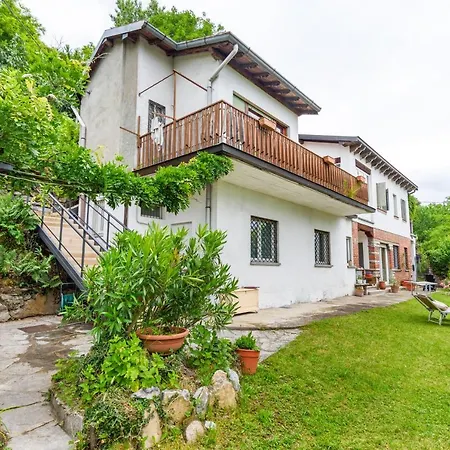 Como Lake Cosy Flat With Garden And Parking Lägenhet